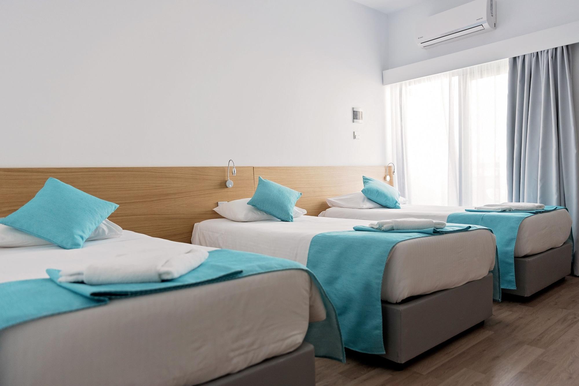 Pyramos Hotel Paphos Exterior photo