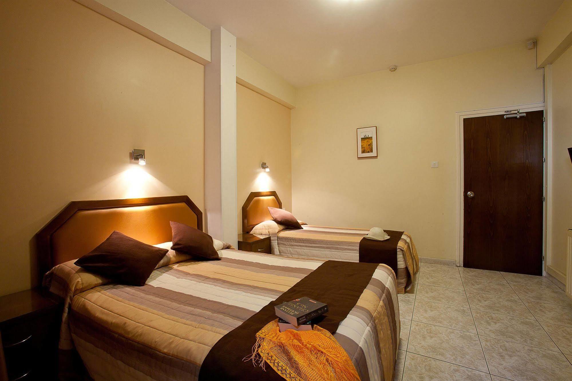Pyramos Hotel Paphos Exterior photo