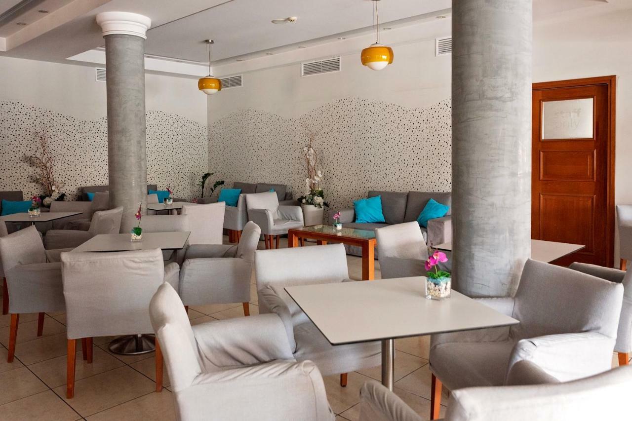 Pyramos Hotel Paphos Exterior photo